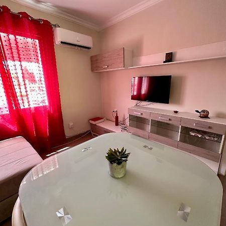 Precioso Apartamento 3 Dormitorios, Aire Acondicionado Menos 10 Min A Pie Feria Jerez De La Frontera Dış mekan fotoğraf