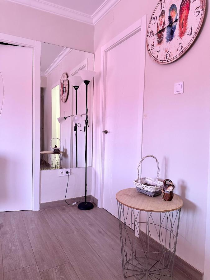 Precioso Apartamento 3 Dormitorios, Aire Acondicionado Menos 10 Min A Pie Feria Jerez De La Frontera Dış mekan fotoğraf